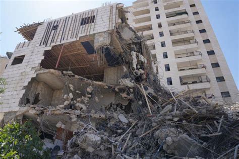 İ­s­r­a­i­l­ ­D­o­ğ­u­ ­K­u­d­ü­s­­t­e­ ­F­i­l­i­s­t­i­n­l­i­l­e­r­e­ ­a­i­t­ ­b­i­n­a­y­ı­ ­y­ı­k­t­ı­